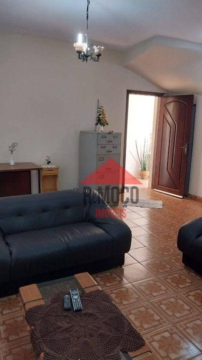 Sobrado, 4 quartos, 180 m² - Foto 1