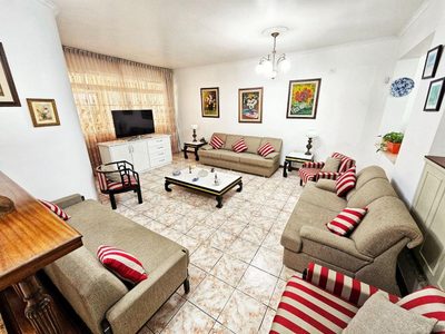 Casa, 4 quartos, 324 m² - Foto 2