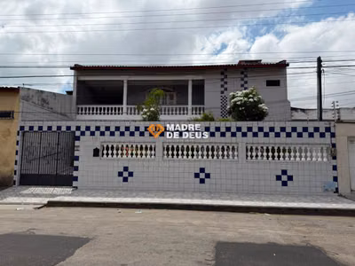 Casa, 7 quartos, 435 m² - Foto 1