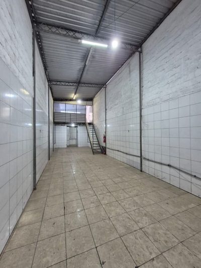 Depósito-Galpão, 125 m² - Foto 2