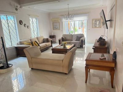 Casa, 4 quartos, 296 m² - Foto 1