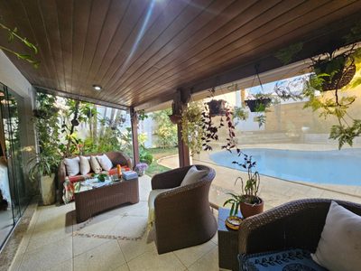 Sobrado, 4 quartos, 330 m² - Foto 2