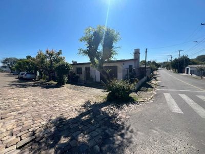 Casa, 3 quartos, 200 m² - Foto 1