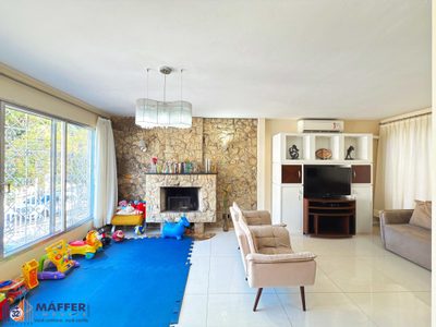 Casa, 3 quartos, 250 m² - Foto 1