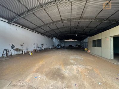 Depósito-Galpão, 600 m² - Foto 1