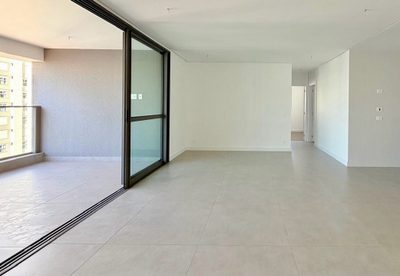 Apartamento, 3 quartos, 127 m² - Foto 2