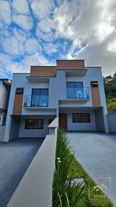 Sobrado, 3 quartos, 106 m² - Foto 1