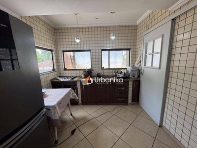 Chácara, 2 quartos, 1560 m² - Foto 2