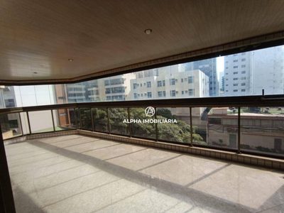 Apartamento, 3 quartos, 200 m² - Foto 1
