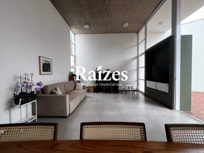Casa, 3 quartos, 182 m² - Foto 1