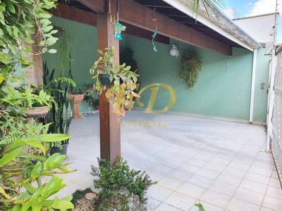 Casa, 3 quartos, 141 m² - Foto 1