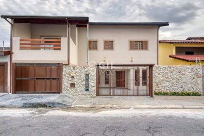 Sobrado, 7 quartos, 358 m² - Foto 1