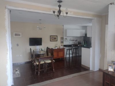 Casa, 2 quartos, 170 m² - Foto 2
