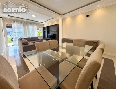Casa, 3 quartos, 360 m² - Foto 1
