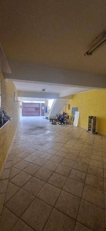 Sobrado, 3 quartos, 274 m² - Foto 4