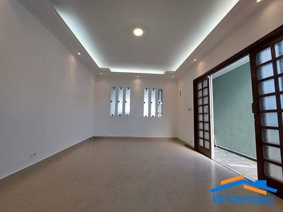 Sobrado, 2 quartos, 218 m² - Foto 1