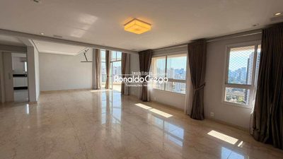 Apartamento, 3 quartos, 216 m² - Foto 1