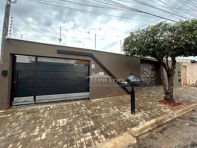 Casa, 2 quartos, 170 m² - Foto 1