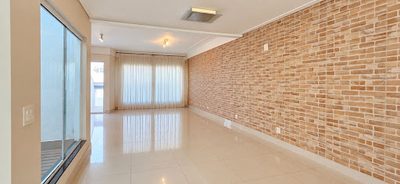 Casa, 3 quartos, 250 m² - Foto 1