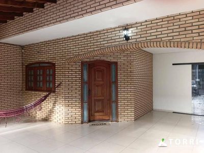 Casa, 3 quartos, 260 m² - Foto 1