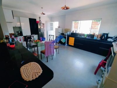 Sobrado, 3 quartos, 240 m² - Foto 1