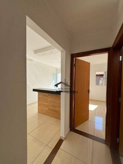 Casa, 2 quartos, 60 m² - Foto 1