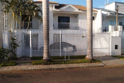 Casa, 4 quartos, 307 m² - Foto 1