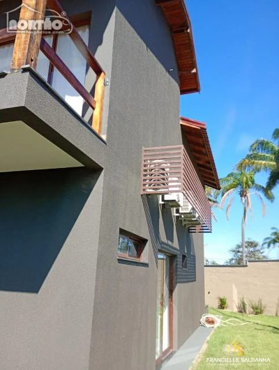 Casa, 3 quartos, 200 m² - Foto 3