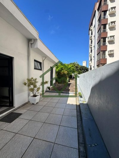 Casa, 3 quartos, 257 m² - Foto 3