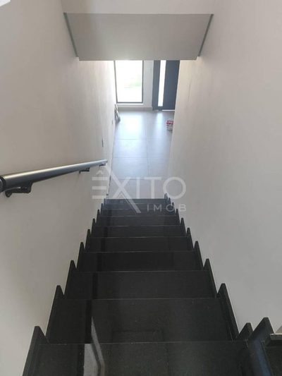 Casa, 3 quartos, 250 m² - Foto 2