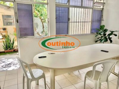 Casa, 7 quartos, 378 m² - Foto 2