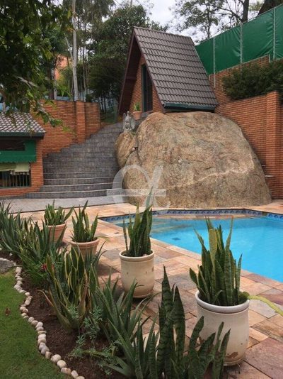 Casa, 4 quartos, 380 m² - Foto 1