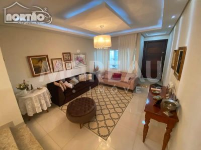 Casa, 6 quartos, 322 m² - Foto 2