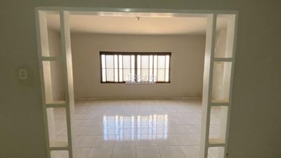 Casa, 4 quartos, 281 m² - Foto 2