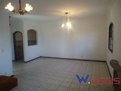 Casa, 3 quartos, 205 m² - Foto 1