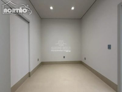 Casa, 1 quarto, 237 m² - Foto 4