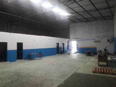Depósito-Galpão, 800 m² - Foto 1