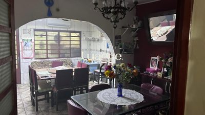 Casa, 2 quartos, 250 m² - Foto 1