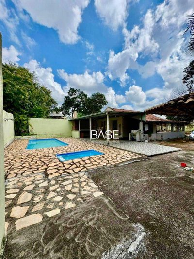 Chácara, 3 quartos, 695 m² - Foto 3