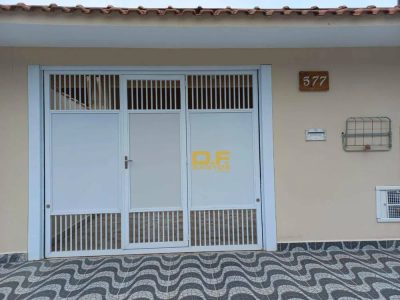 Casa, 2 quartos, 95 m² - Foto 1