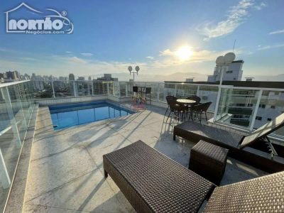 Casa, 3 quartos, 62 m² - Foto 1