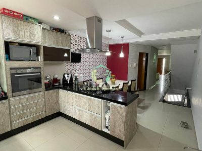 Sobrado, 33 quartos, 250 m² - Foto 4