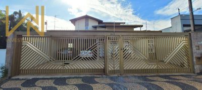 Casa, 4 quartos, 282 m² - Foto 1