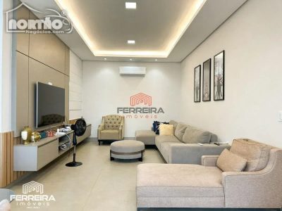 Casa, 3 quartos, 214 m² - Foto 2