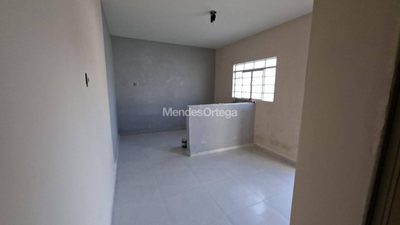 Casa, 1 quarto, 76 m² - Foto 2