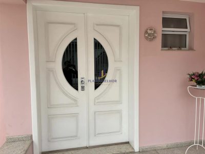 Casa, 3 quartos, 285 m² - Foto 1