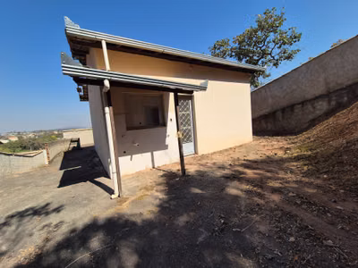Casa, 2 quartos, 150 m² - Foto 1
