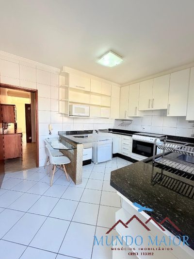 Casa, 3 quartos, 280 m² - Foto 1