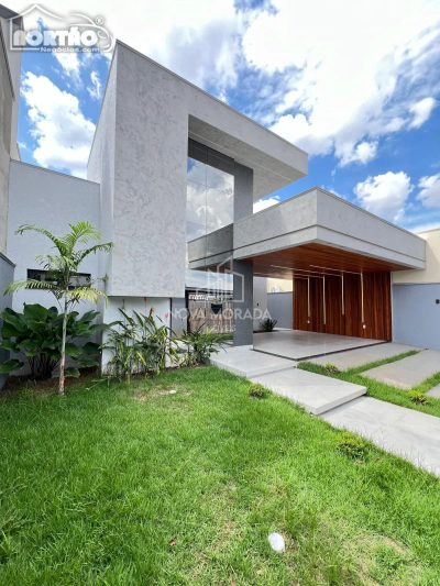 Casa, 1 quarto, 195 m² - Foto 1