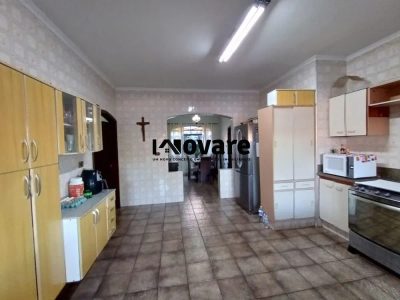 Casa, 3 quartos, 200 m² - Foto 2